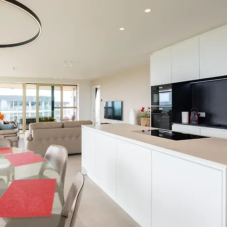 Wonderful New With Unbelievable Views Apartment Ostend